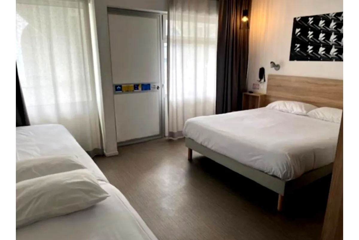 CHAMBRE FAMILLE 3,4 PERS